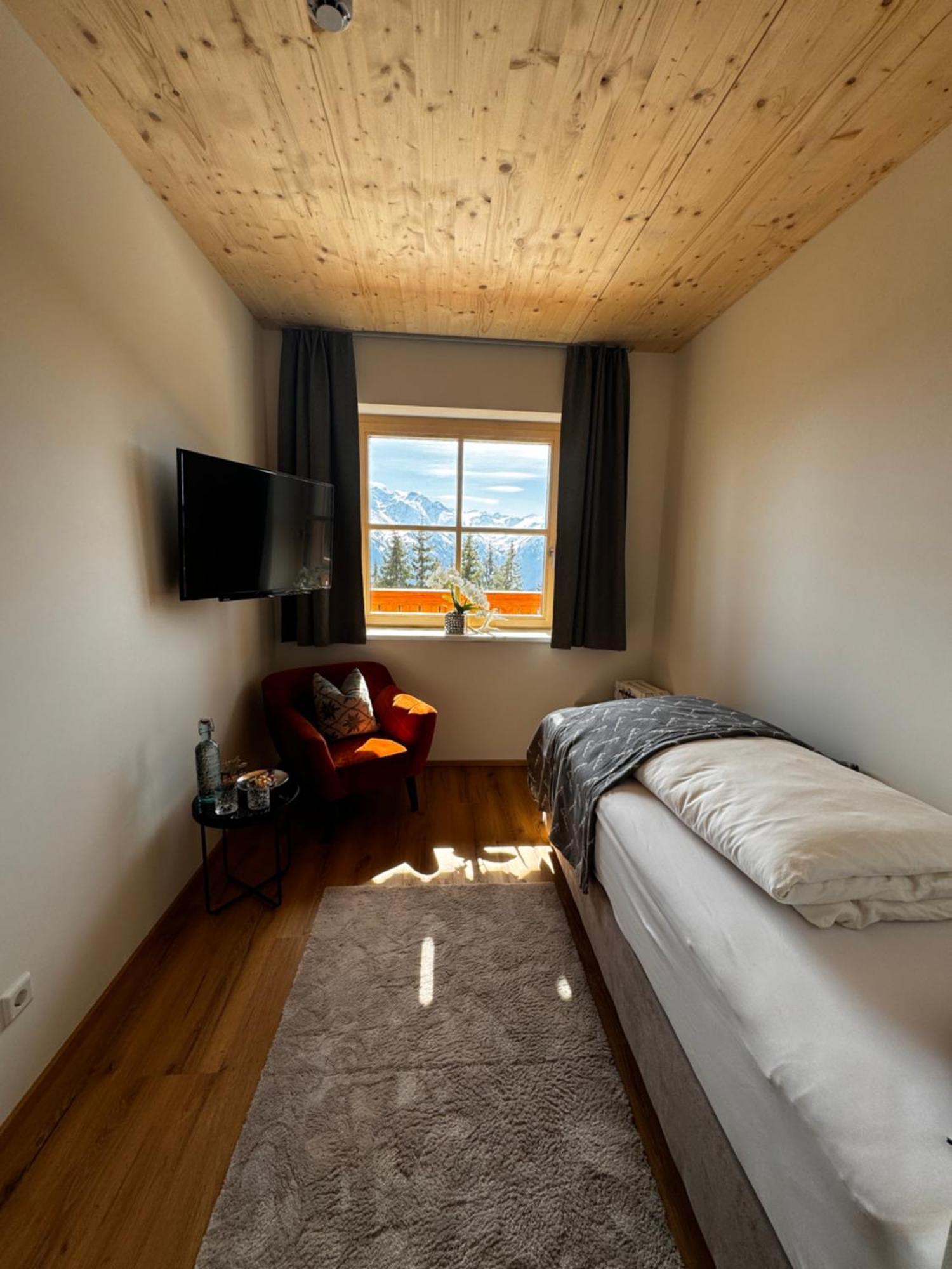 Glockneralm - Exklusiv Erreichbar Mit Skilift Zell am See Luaran gambar